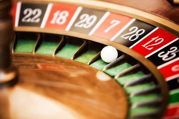 Find Popular Baccarat Games at an online casino Singapore for Casino Fans