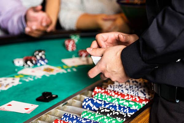 How Modern Users Approach betting sites in uae